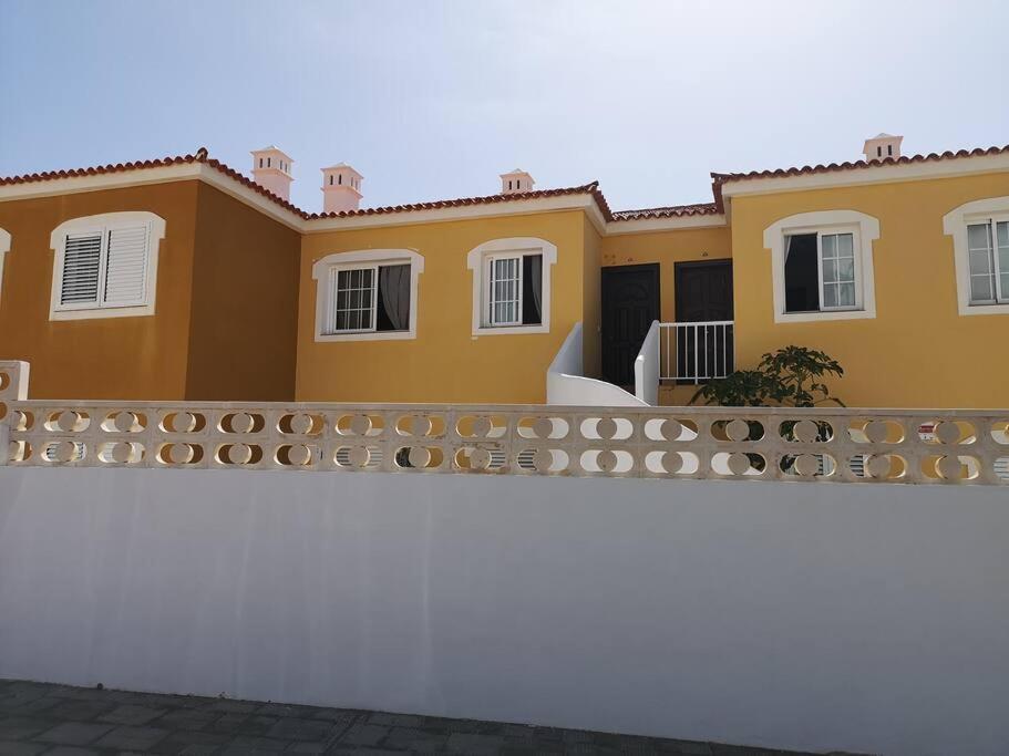 Apartment Am Meer Mit Pool 圣克鲁斯-德特内里费 外观 照片